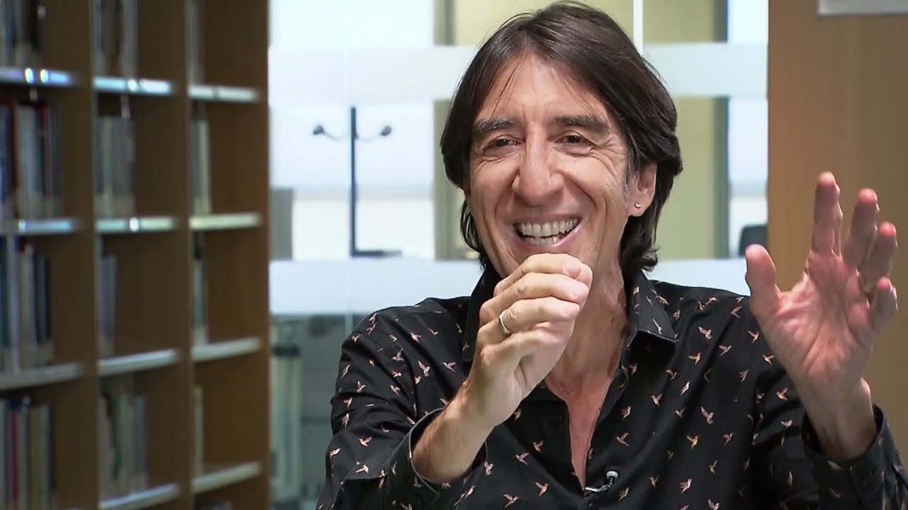 El escritor Benjamín Prado dialoga con José Romera Castillo