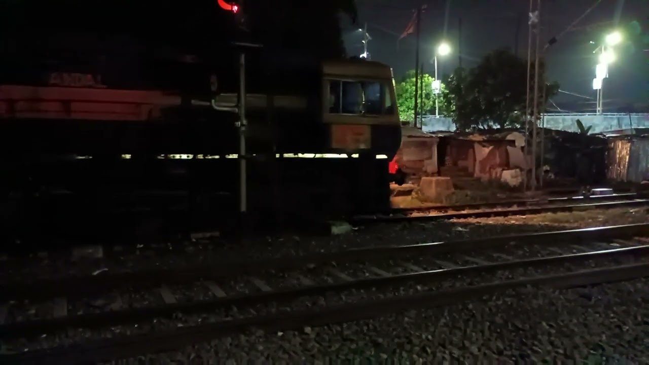 Siliguri Town || SILIGURI Train || WDP-4D, WDP-4 INDIAN RAILWAYS to Express Train Indian Railways