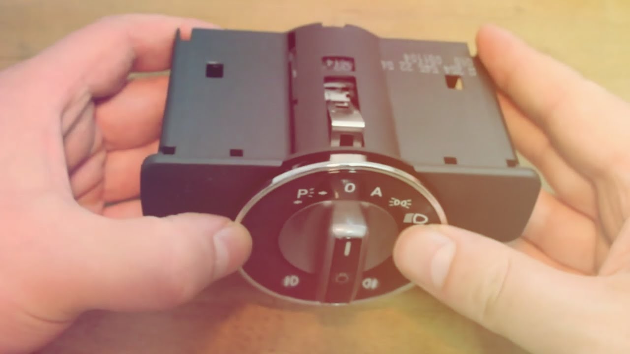 Mercedes-Benz C-Class W204 - How to remove/replace headlight switch - A2049053304 🔧