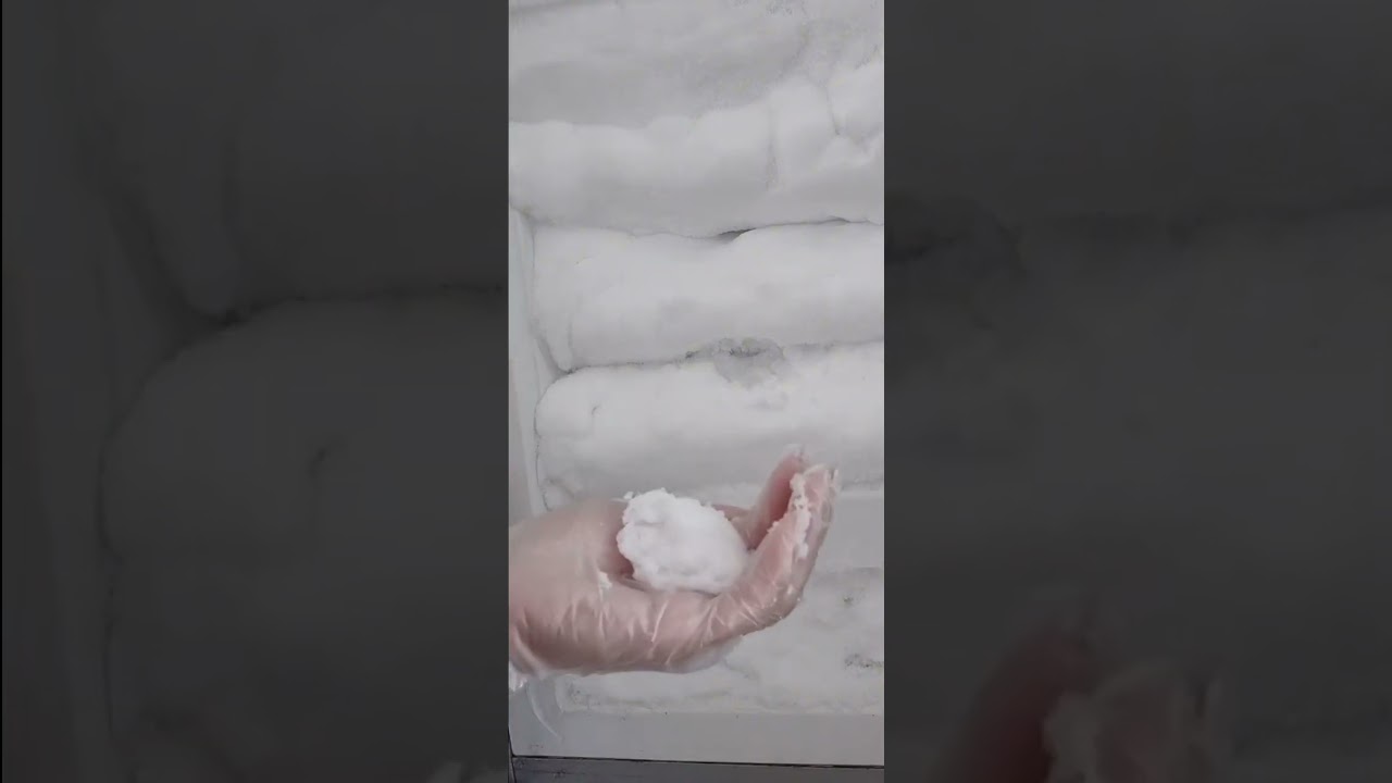 (Red freezer frost) eating crunchy ice #foryou #mukbang