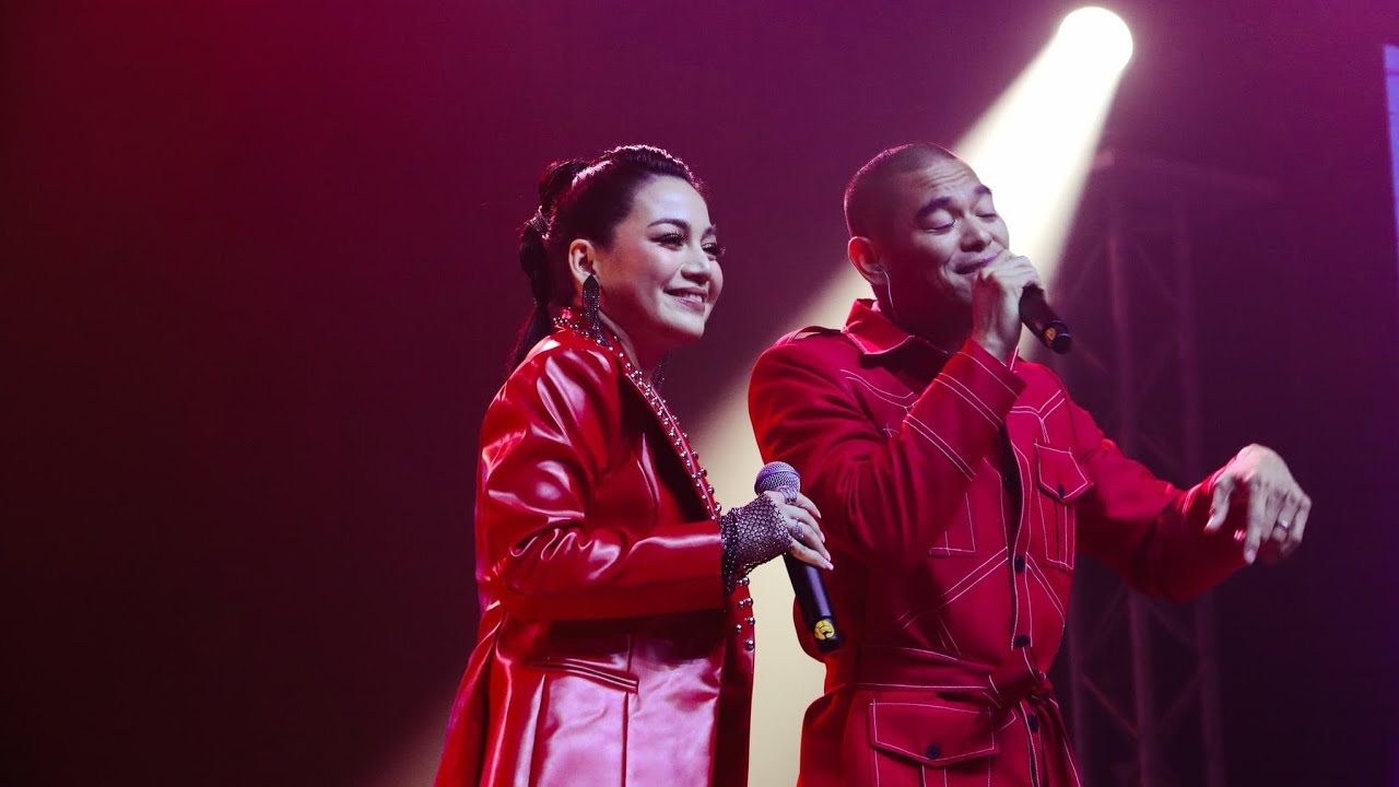 Kyla and JayR - Opening Prod ( Back In Time Concert )