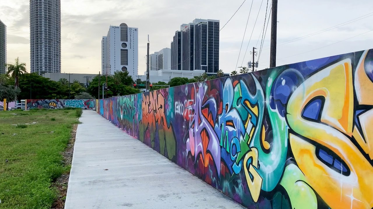 Downtown Miami HUGE Graffiti Wall