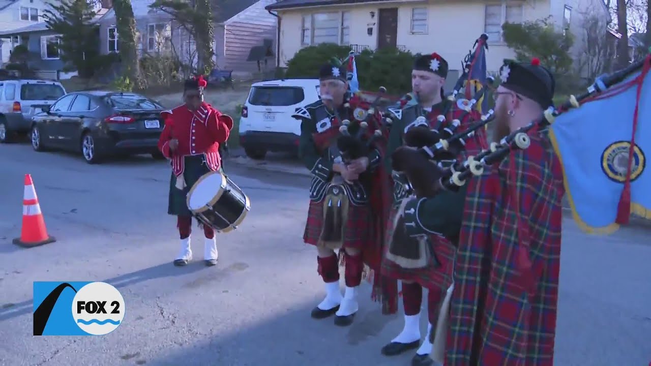 Tim gears up for St. Patrick’s Day in Dogtown with bagpipes!