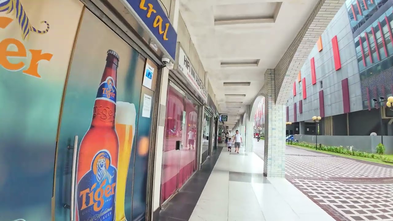 Roxy square : Quiet Commercial Series