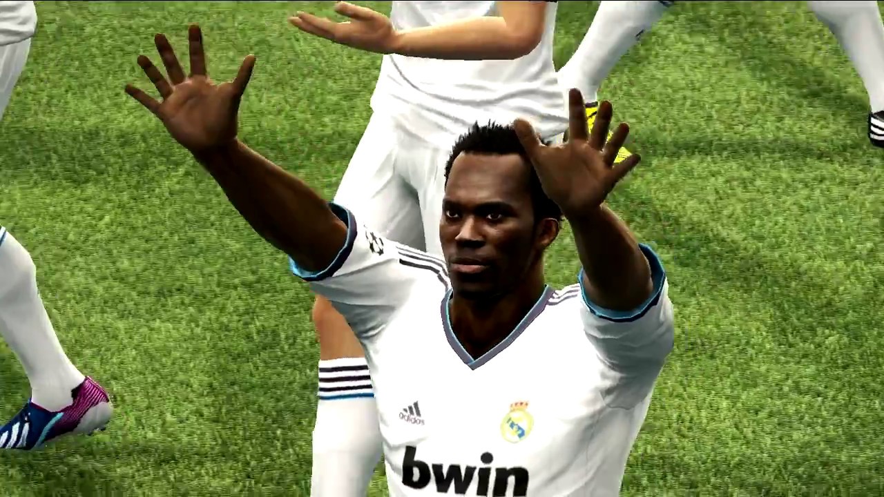 PES 2013 - Real Madrid vs Barcelona - Champions League Final (Super Star Difficulty)