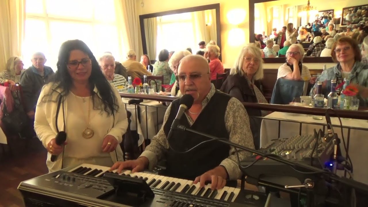 Nino Cervone und Victoria Linardi - Mamma Maria (Ricchi e Poveri - cover)