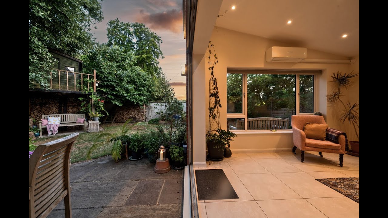 The Old School, Winterbourne Stoke