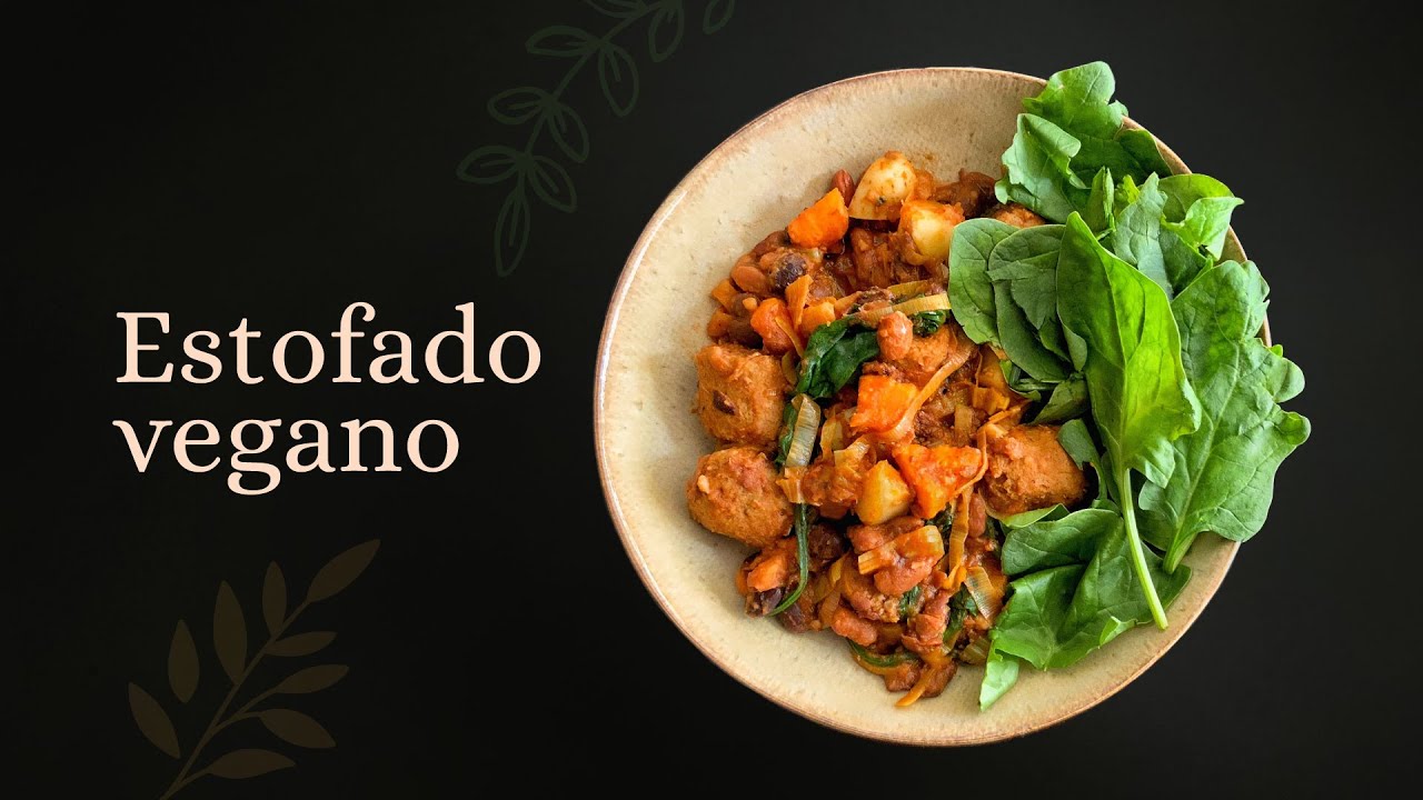 Estofado vegano de salchicha para un día frío. Con Beyond Meat