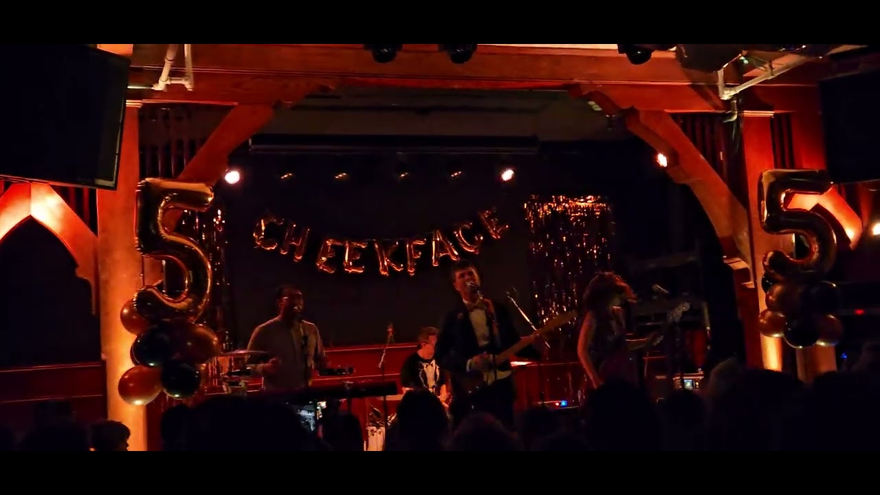 Cheekface - No Connection (Live from Schubas Chicago)