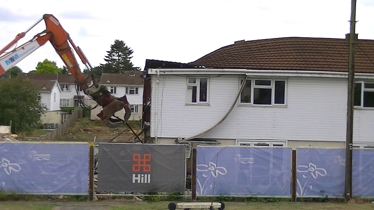 HOUSE DEMOLITION IN BRAINTREE ESSEX 11/7/2019