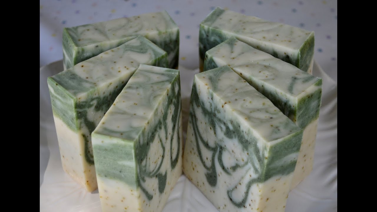 SPEARMINT & ROSEMARY using SPIRULINA POWDER