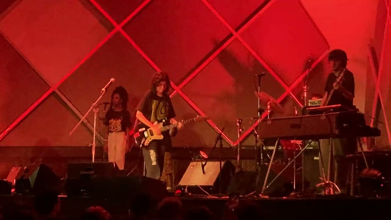 Sophia Chablau e Uma Enorme Perda de Tempo - Embaraço Total @ Cine Joia, São Paulo - 22/10/23