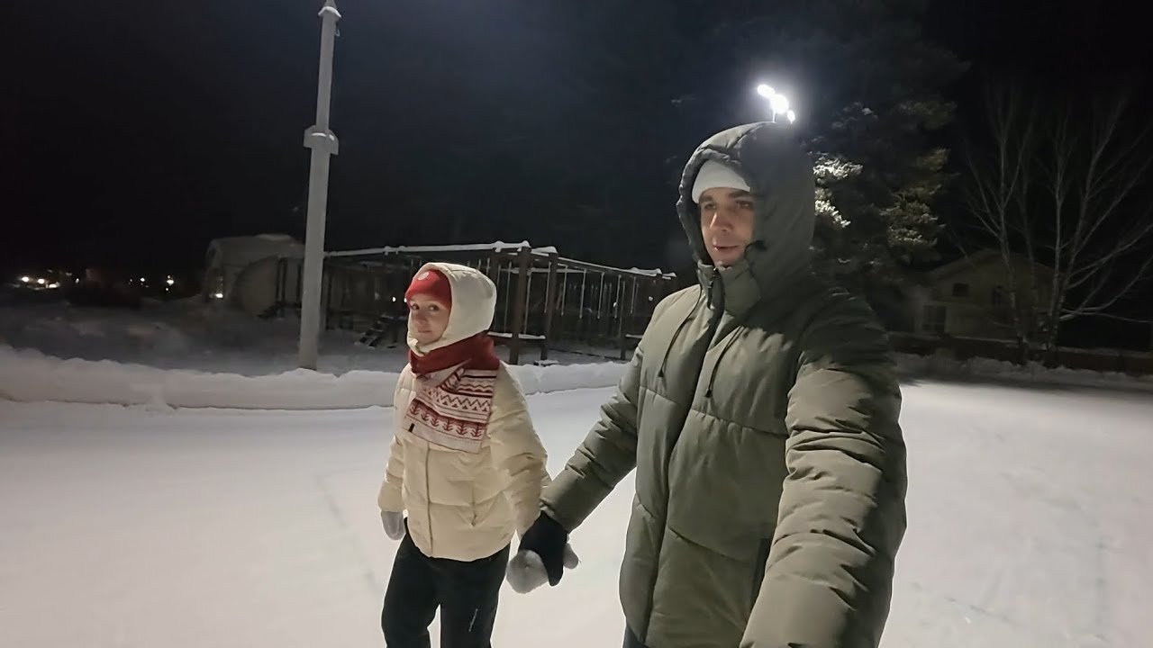 Катаемся на коньках и тюбингах в Миассе