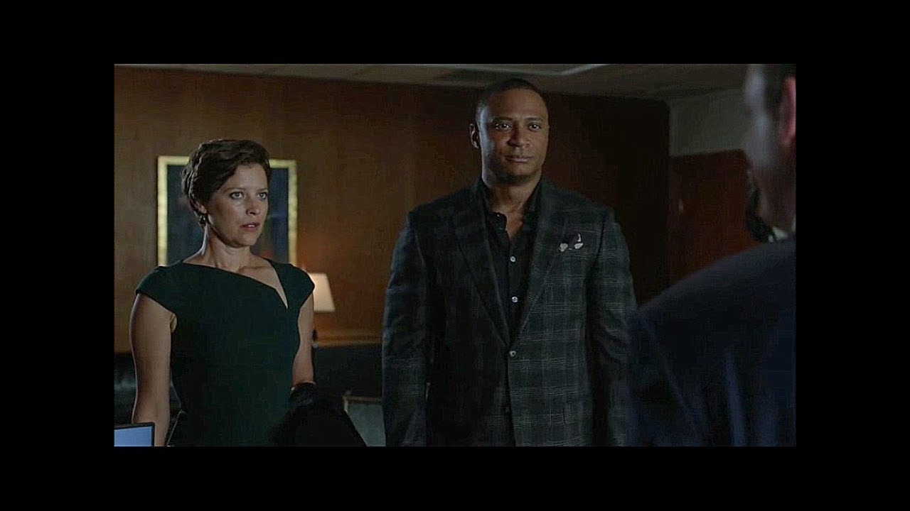 John y Lyla en una misión encubierta de ARGUS - ARROW 7X03