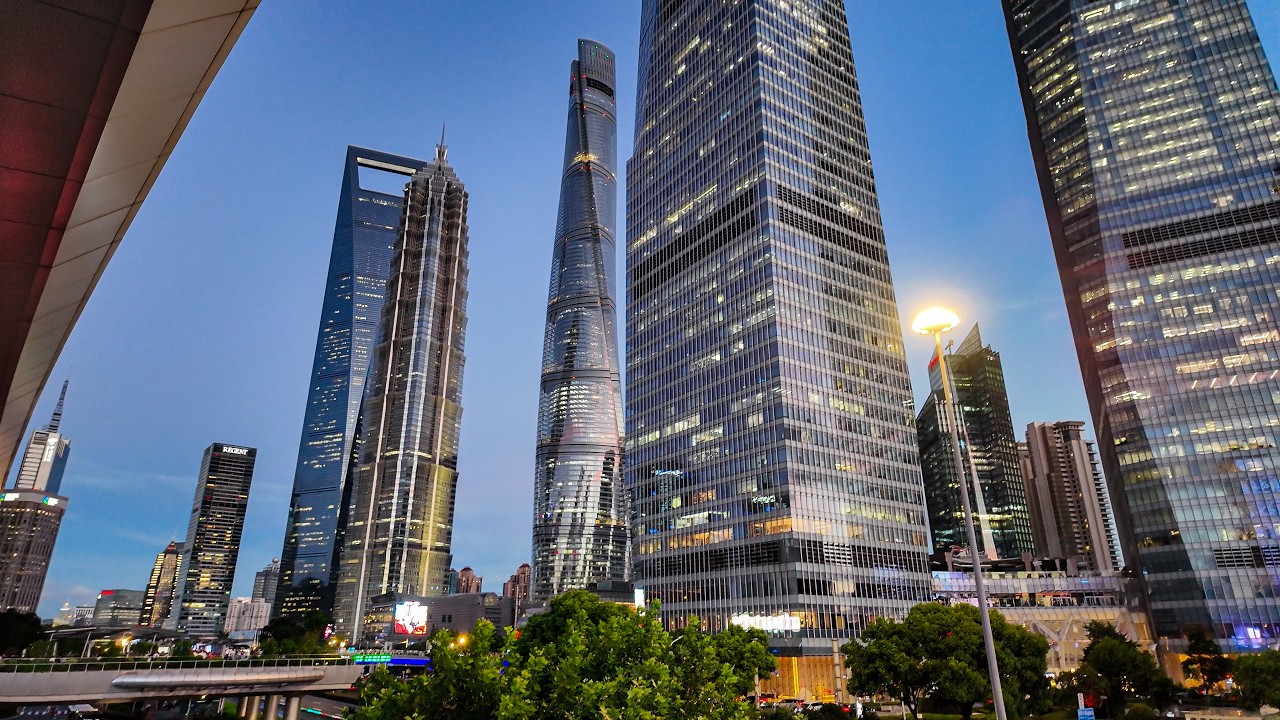[4K CHINA] Shanghai Lujiazui Night Walk | Cyberpunk Skyline Walking Tour