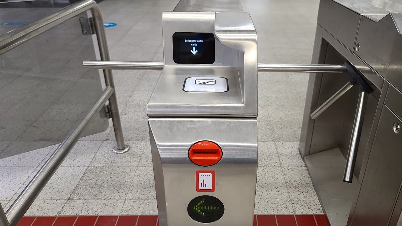 New Opus card readers / turnstiles at Berri-UQAM Metro Station in Montreal!