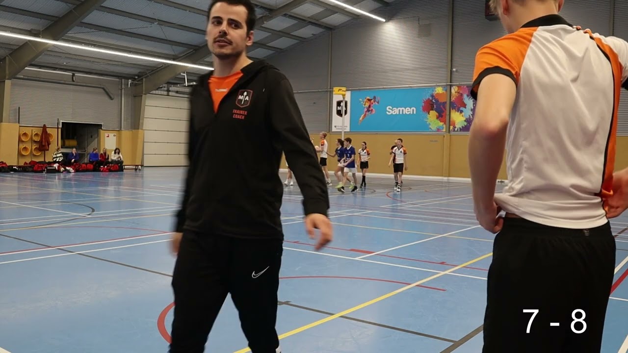 WEDSTRIJD MET VEEL GOALS! | Mia B1 - Oost-Arnhem B1 | Ckv Mia B1