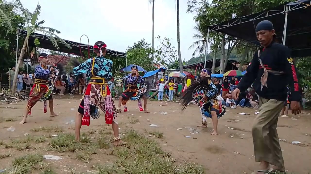 Jaranan turonggo Tri manungal terbaru sinden cantik bersuara merdu Gending tayub banyumasan gler