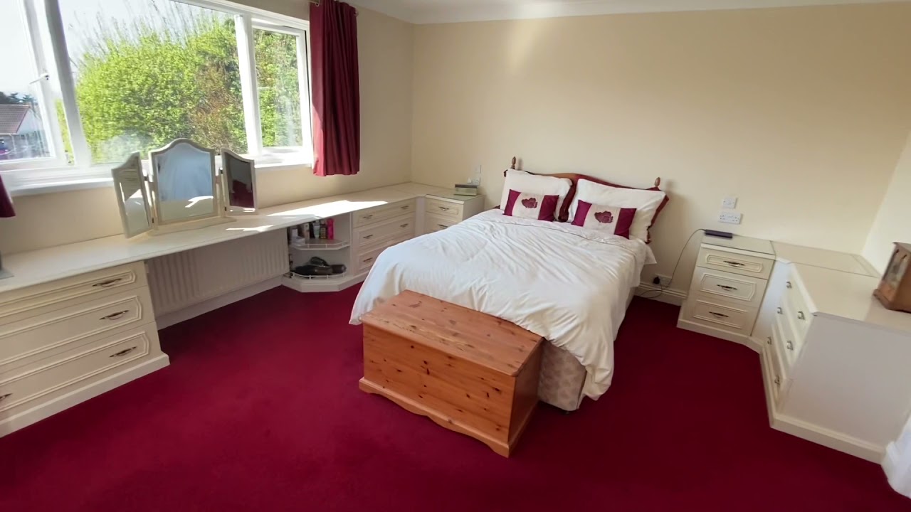 44 Longlands Drive. Property For Sale In South Hams