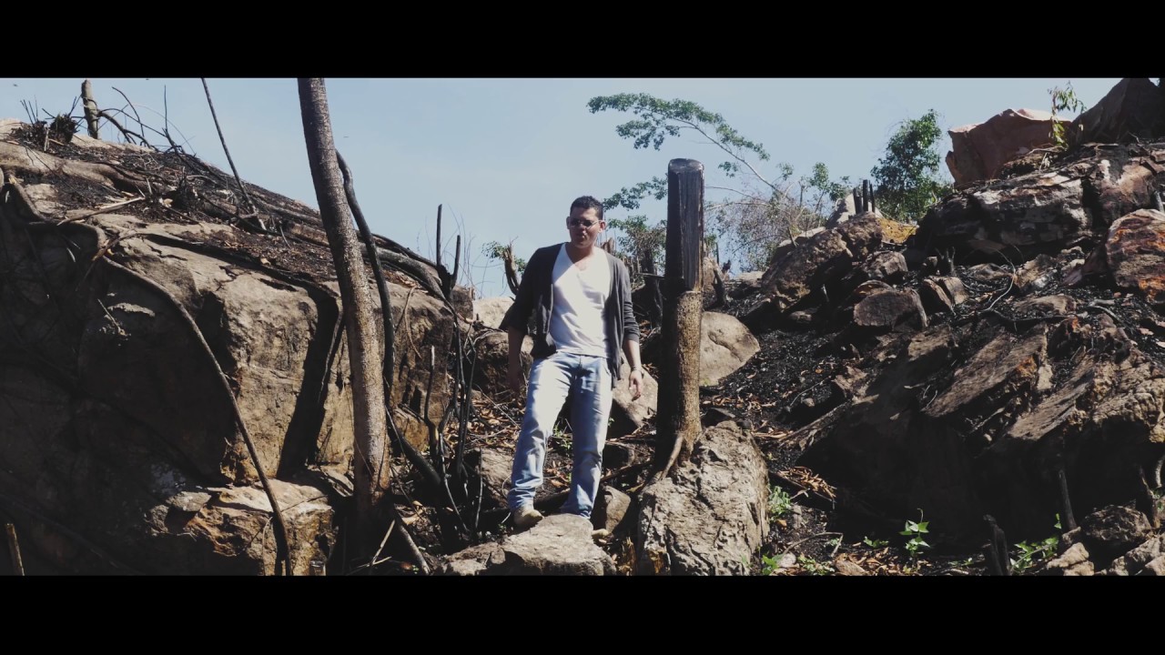 SOLO QUEDAS TU - JUAN MANUEL
