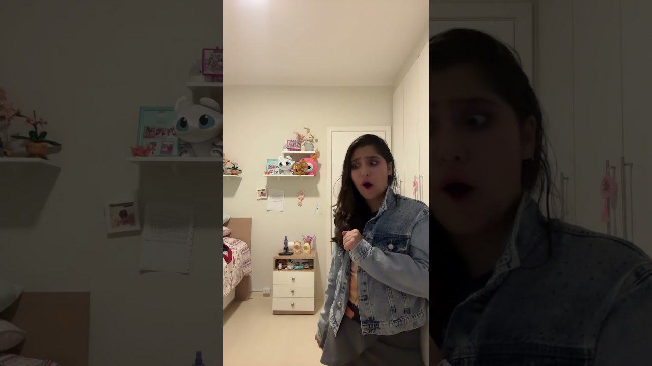 AQUELA PROFESSORA DA TURMA DO LADO CHAMADO A ATENÇÃO DA NOSSA TURMA 😂KKKK