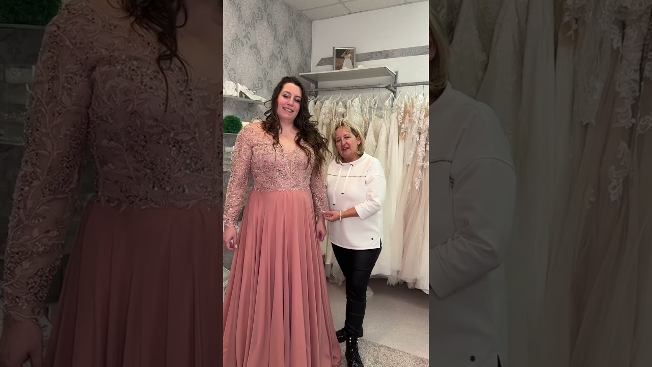 Abendkleid in gro&szlig;er Gr&ouml;&szlig;e. Das Kleid wurde in Gr.48 speziell angefertigt, und hat eine TOP Passform