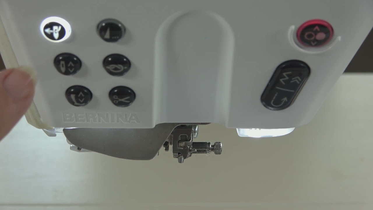Bernina 8 Series Cleaning and Oiling