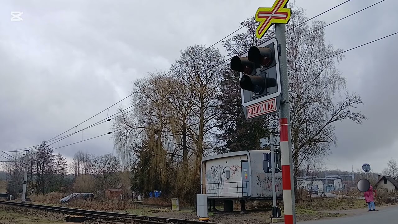 Železniční přejezd AŽD 97 Týniště nad Orlicí P4881