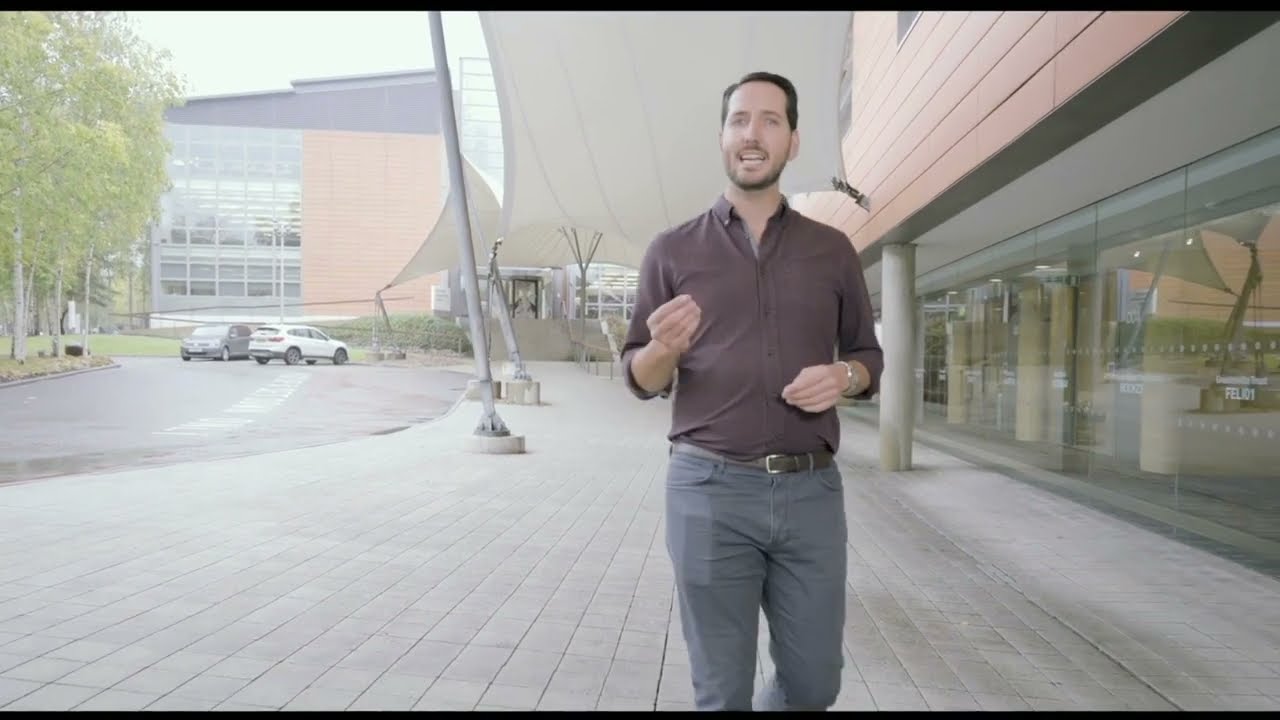 Presenter Reel - Christophe Philipps