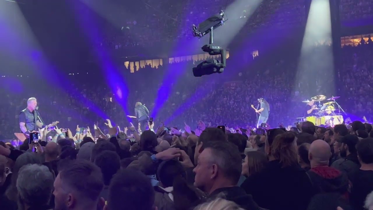 Metallica: Until It Sleeps [Live 4K] (Amsterdam, Netherlands - April 29, 2023)