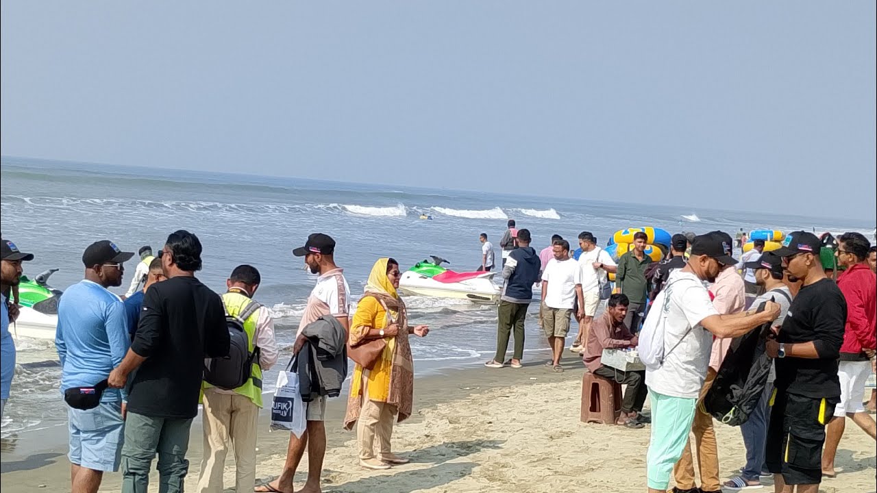 কুয়াশায় মোড়ানো কক্সবাজার সমুদ্র সৈকত.. Cox's Bazar Sea Beach. #foryou #shortvideo #shorts #funny 