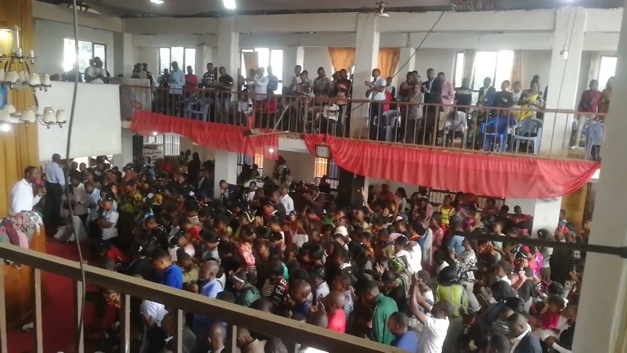 NITA OGOPA NINI DANS L'ANCIEN ÉVANGILE TABERNACLE DE LUBUMBASHI