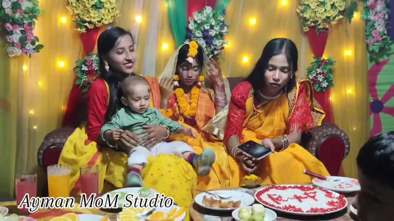 গ্রামের বিয়ের হলুদ সন্ধ্যায় অনেক আনন্দ হয়😍🥰❤️#Holud#viral video#YouTube video#Ayman mom Studio.  