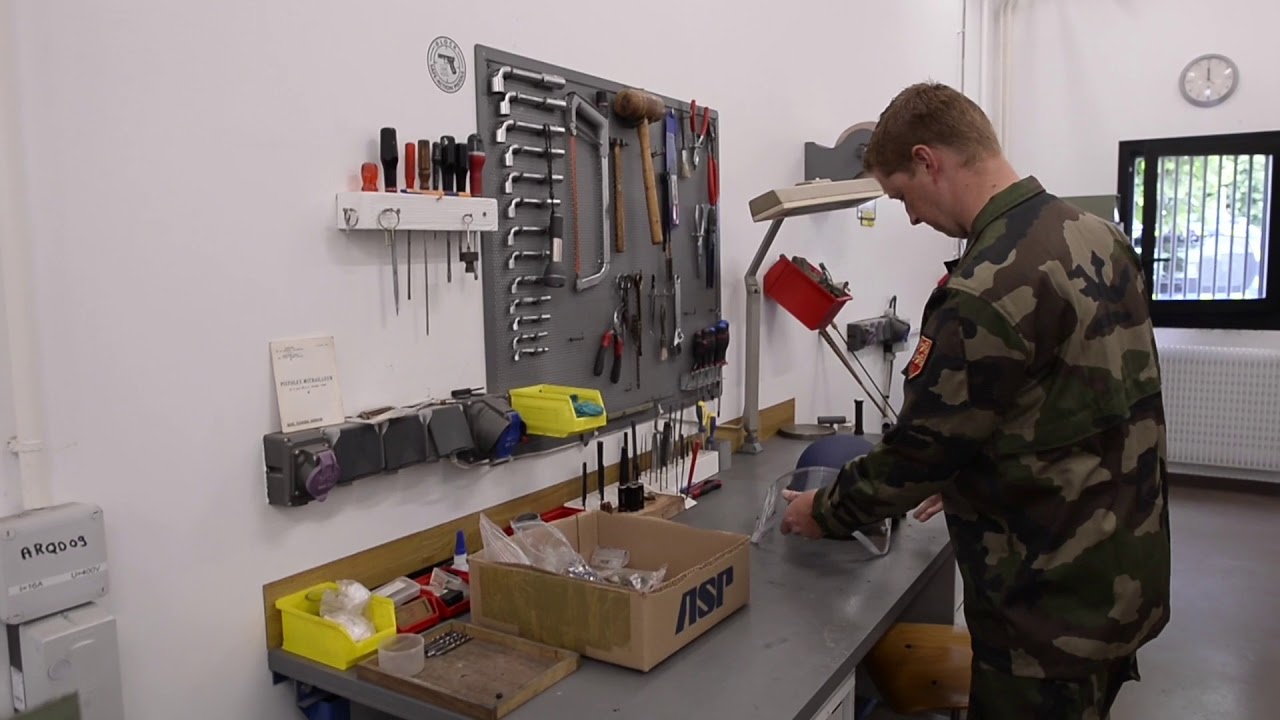 Armurier pyrotechnicien de la Gendarmerie Nationale, découvrir un métier avec jactiv.ouest-france.fr
