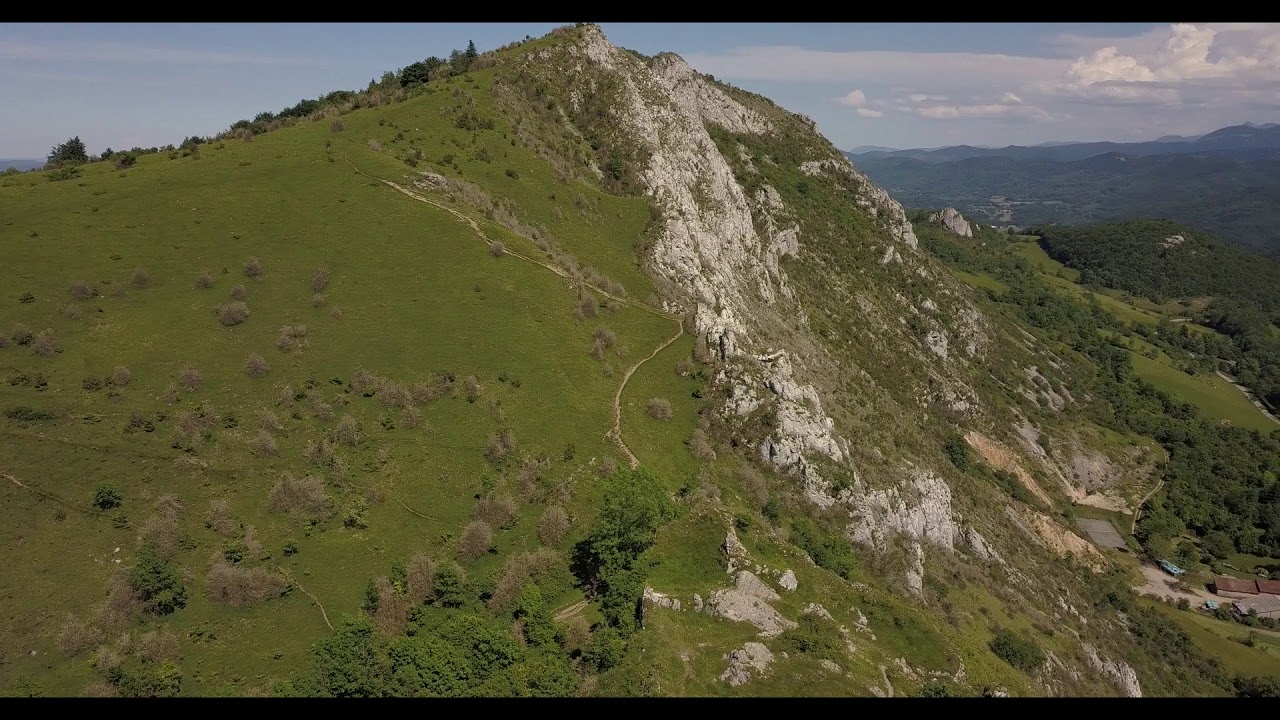 Ch&acirc;teau de Roquefixade by drone (Cathar Castle)