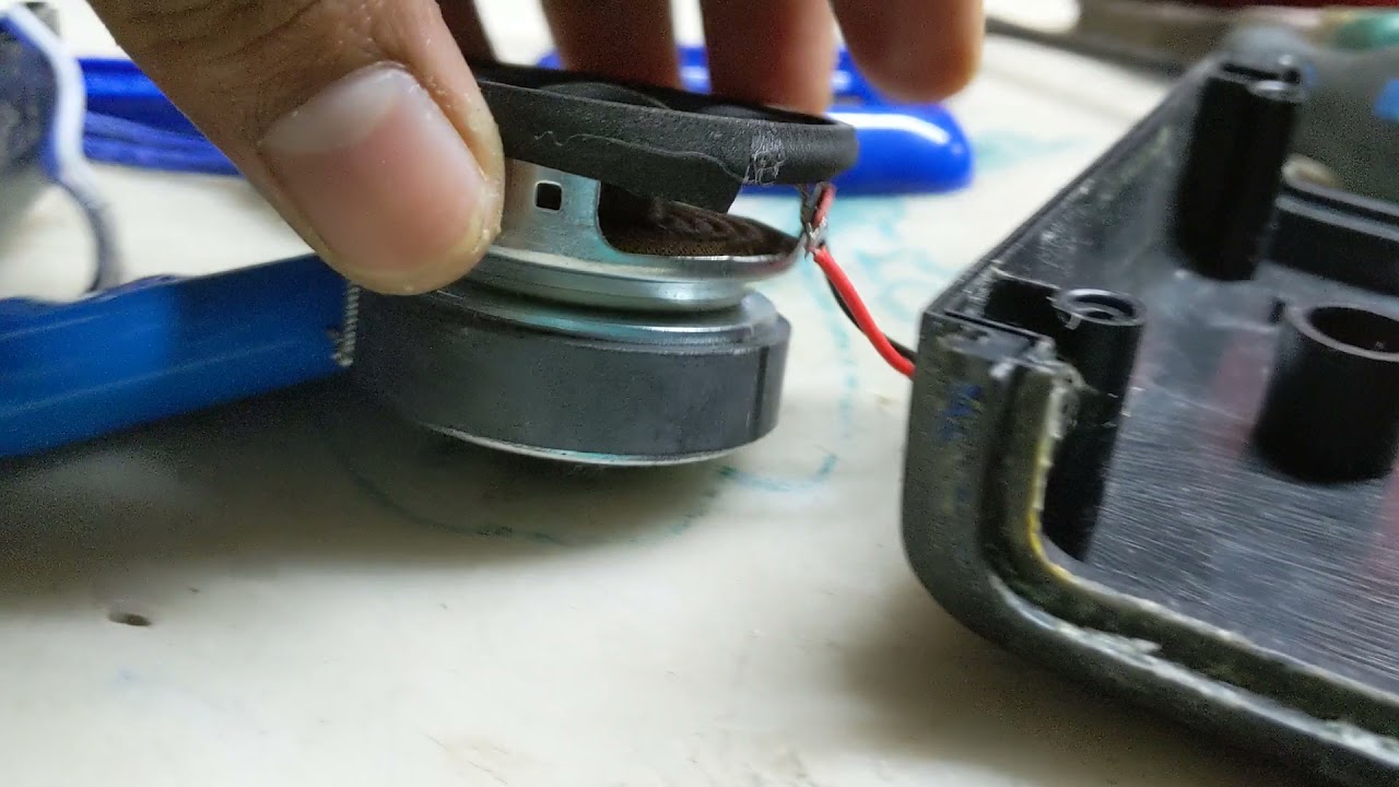 finally took apart TG-163... damaged charging port.