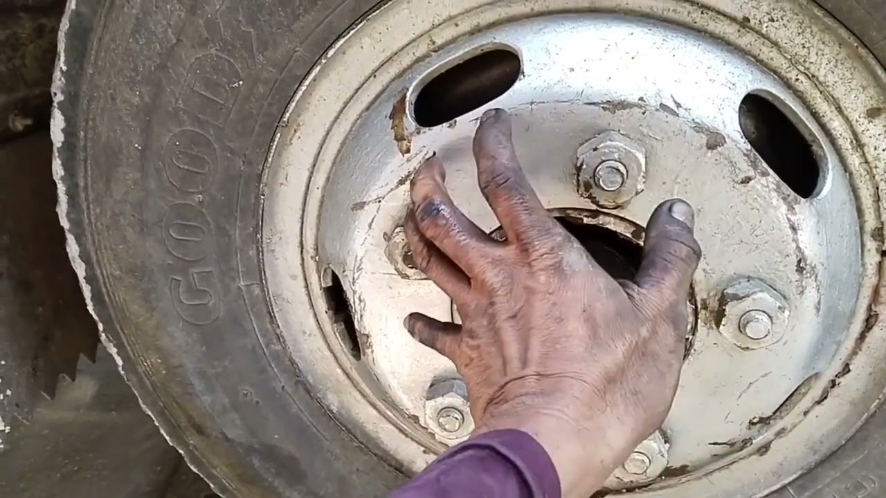 isuzu elf brake problem