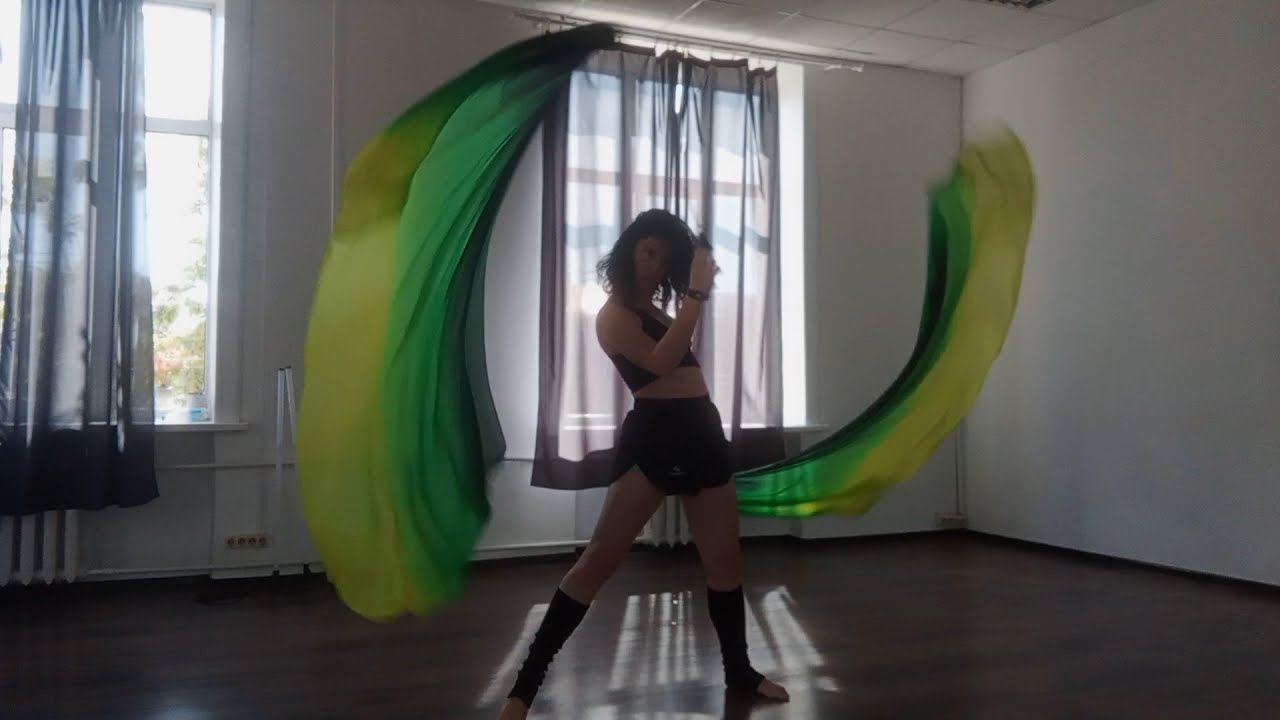 SamIRA dance impro - Nevermore