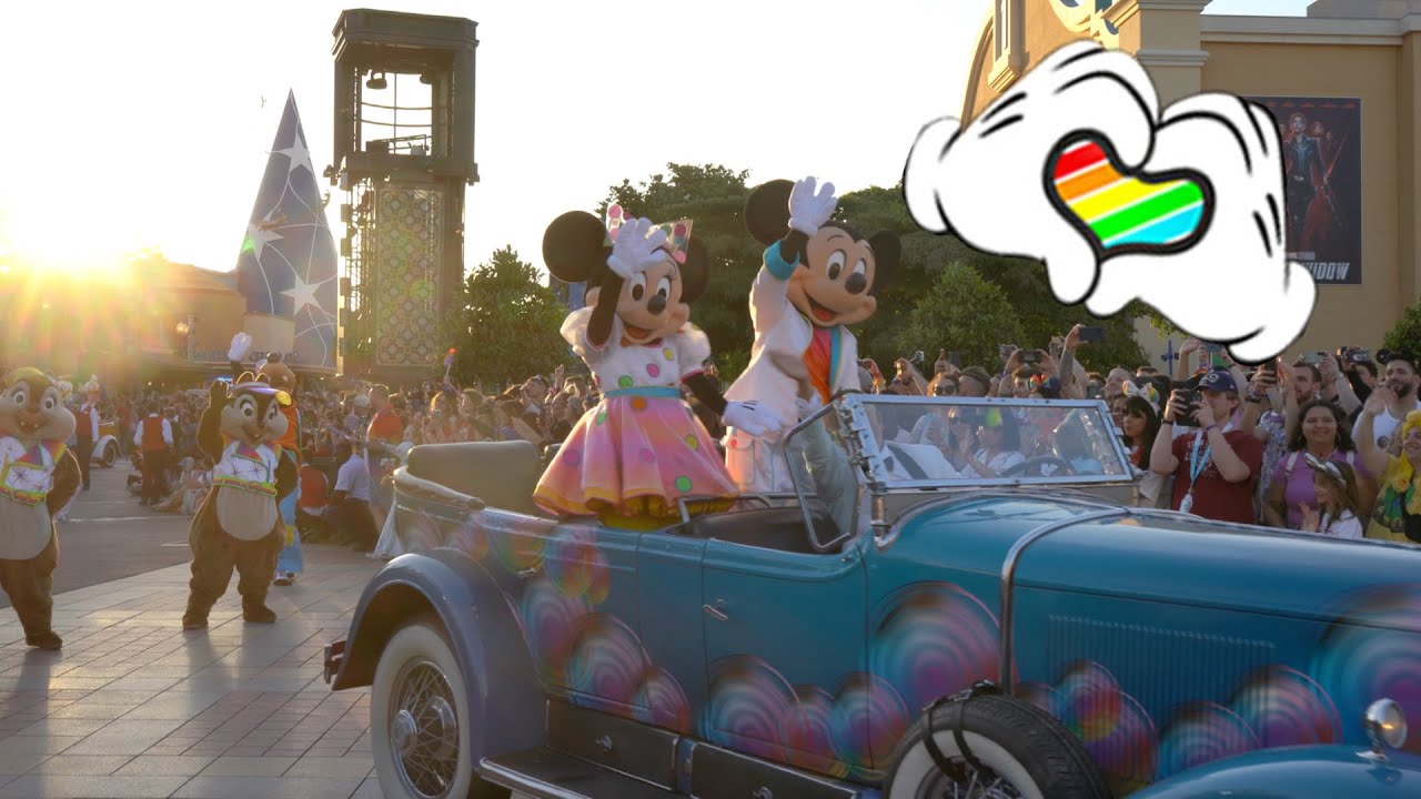 Disneyland Paris Pride - Disneys Colorful Pride Parade 2022 - Full Parade