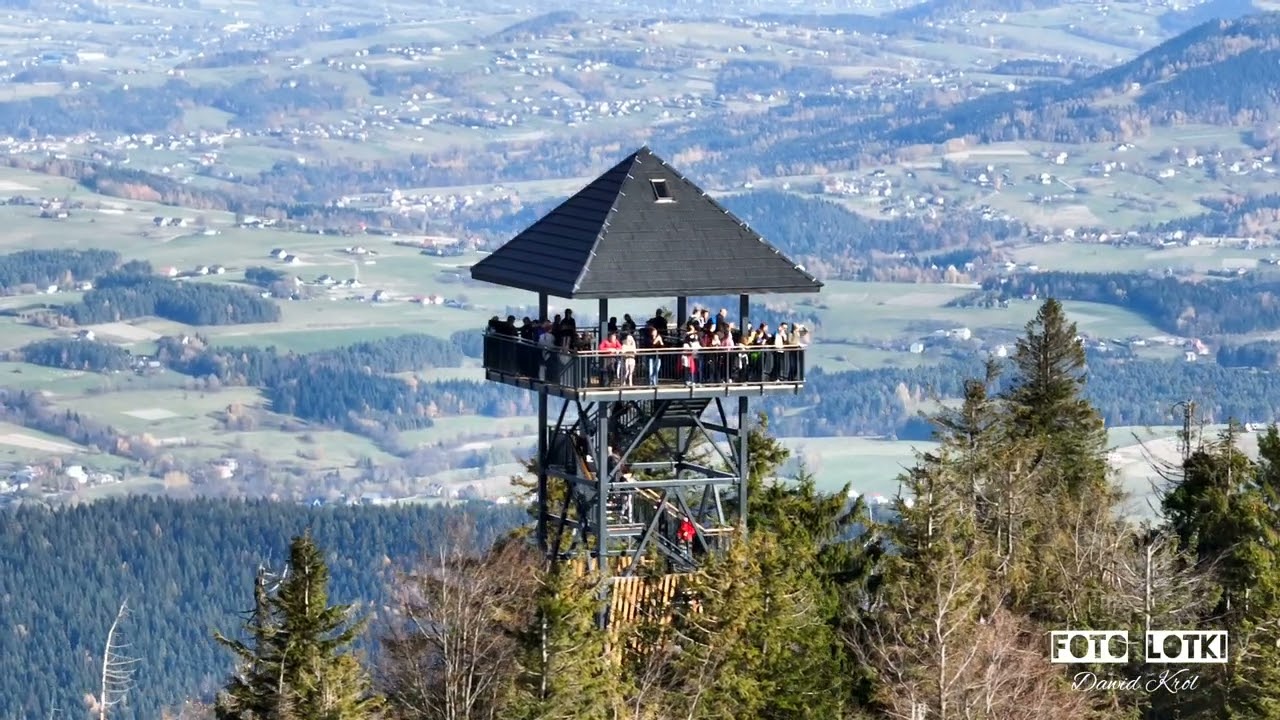 Foto Lotki Beskid wyspowy z lotu ptaka.