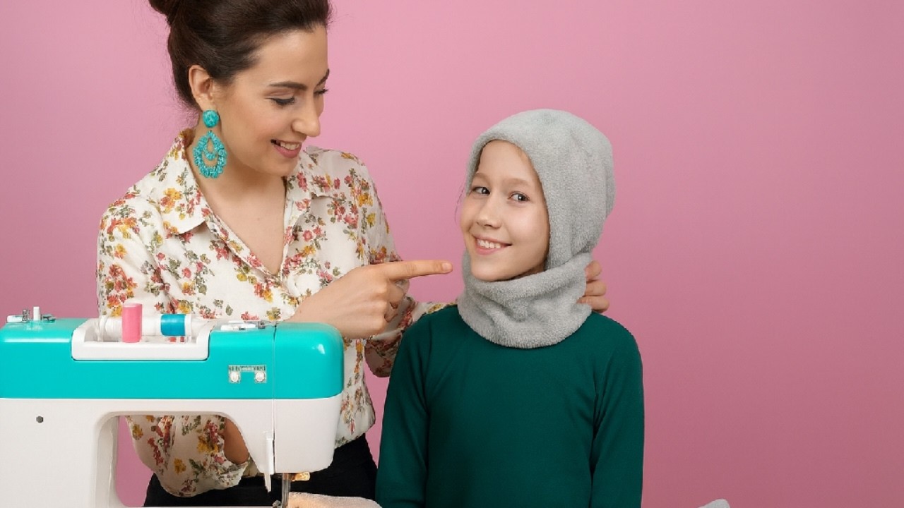 Your Kid Hates Scarves? Sew This Cute Hat-Scarf Combo Instead! (Easy Tutorial)🧣