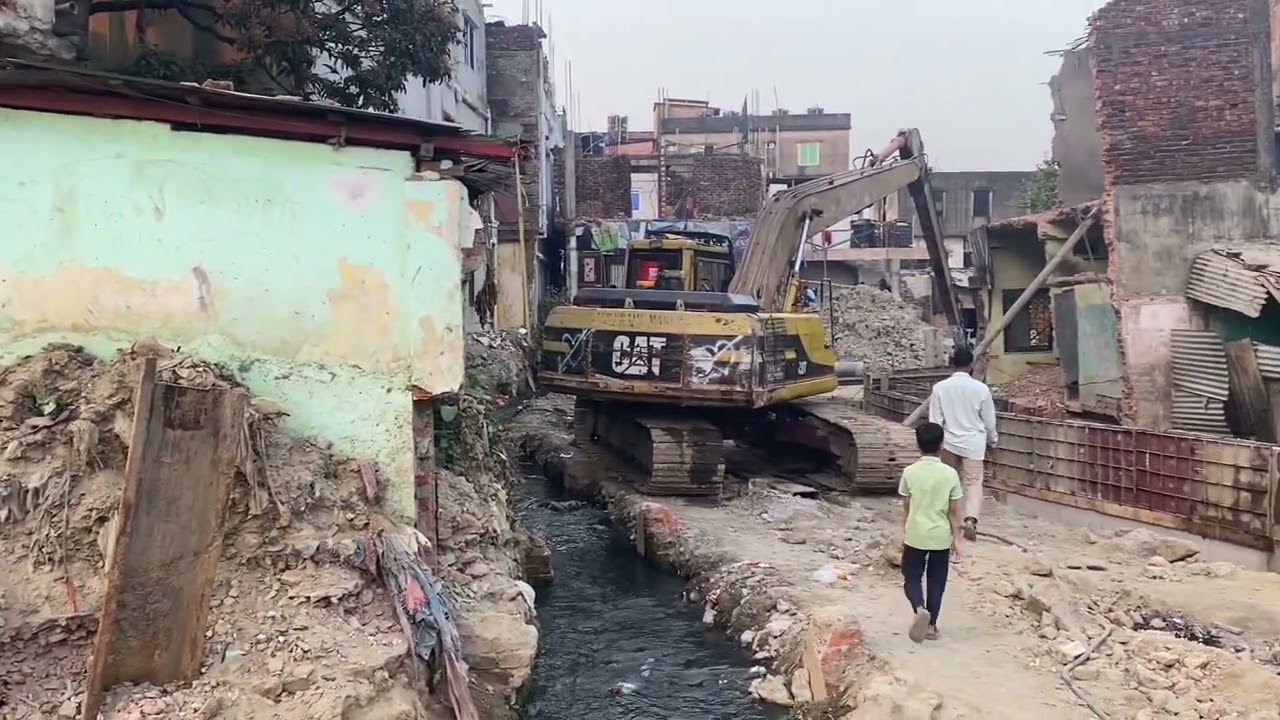 Ajab bahar canal boro pukur par south to hazardighi jame masjid