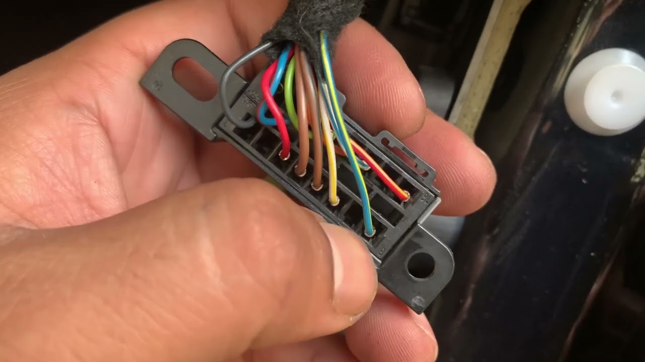 Порт OBD не подключается — замена клеммы/контакта на BMW E90 E91 E92 E93
