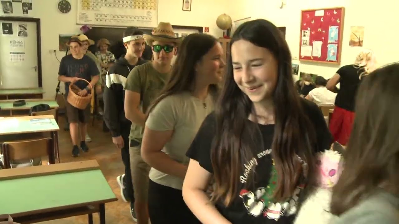 Bolondballagás 2022