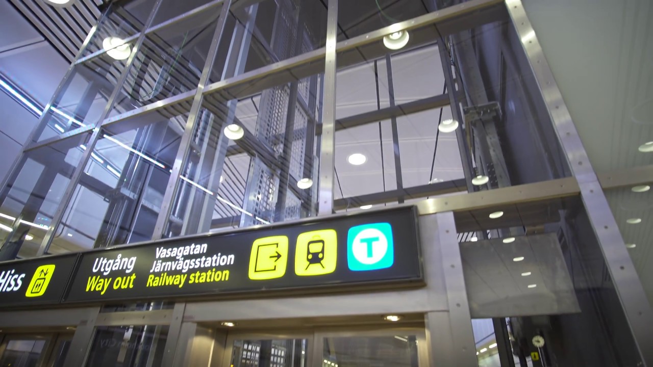 Sweden, Stockholm City, SMW elevator, escalator - going up from train track 1-2 to subway red line