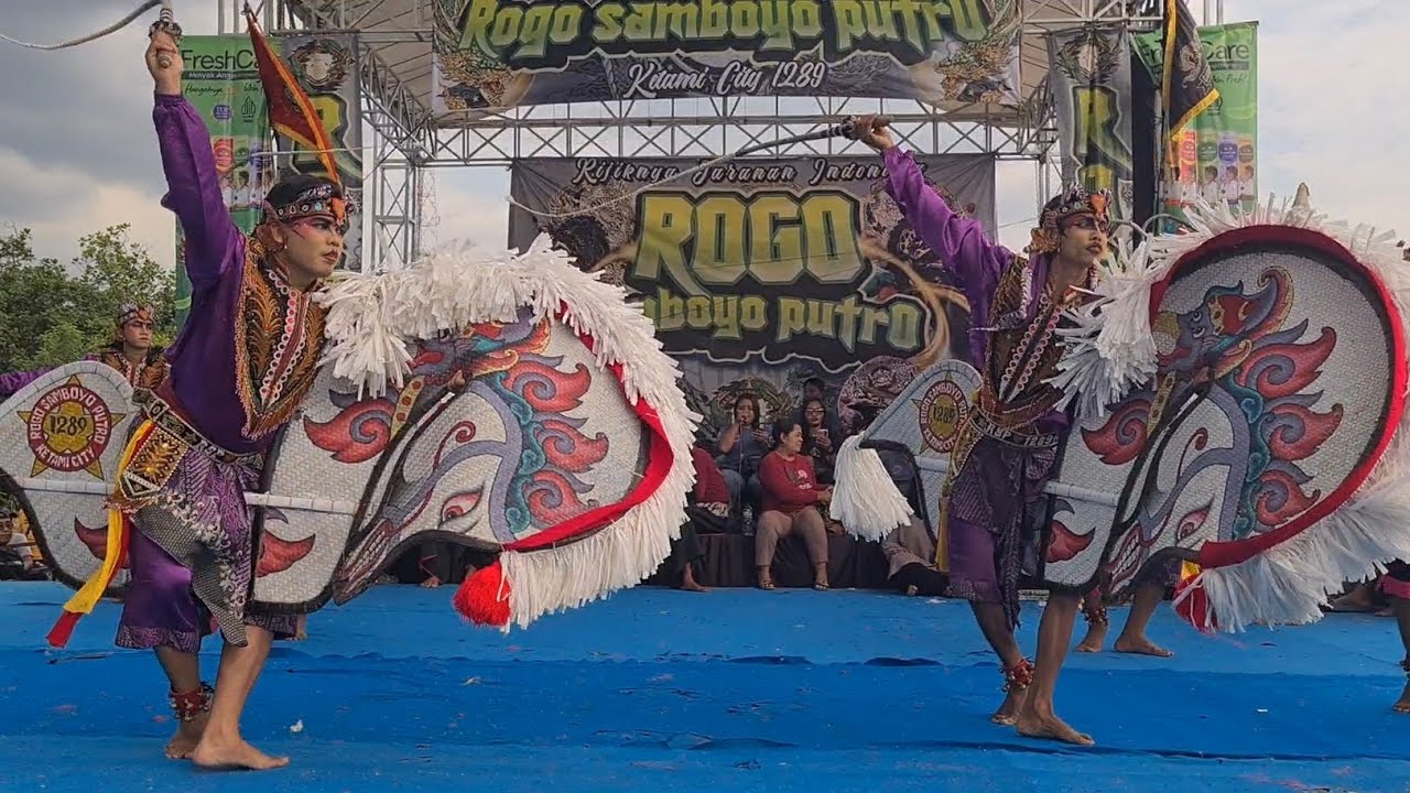Jaranan Rogo Samboyo Putro Live Turus Gampengrejo Kediri Rampokan Celeng #jaranan 