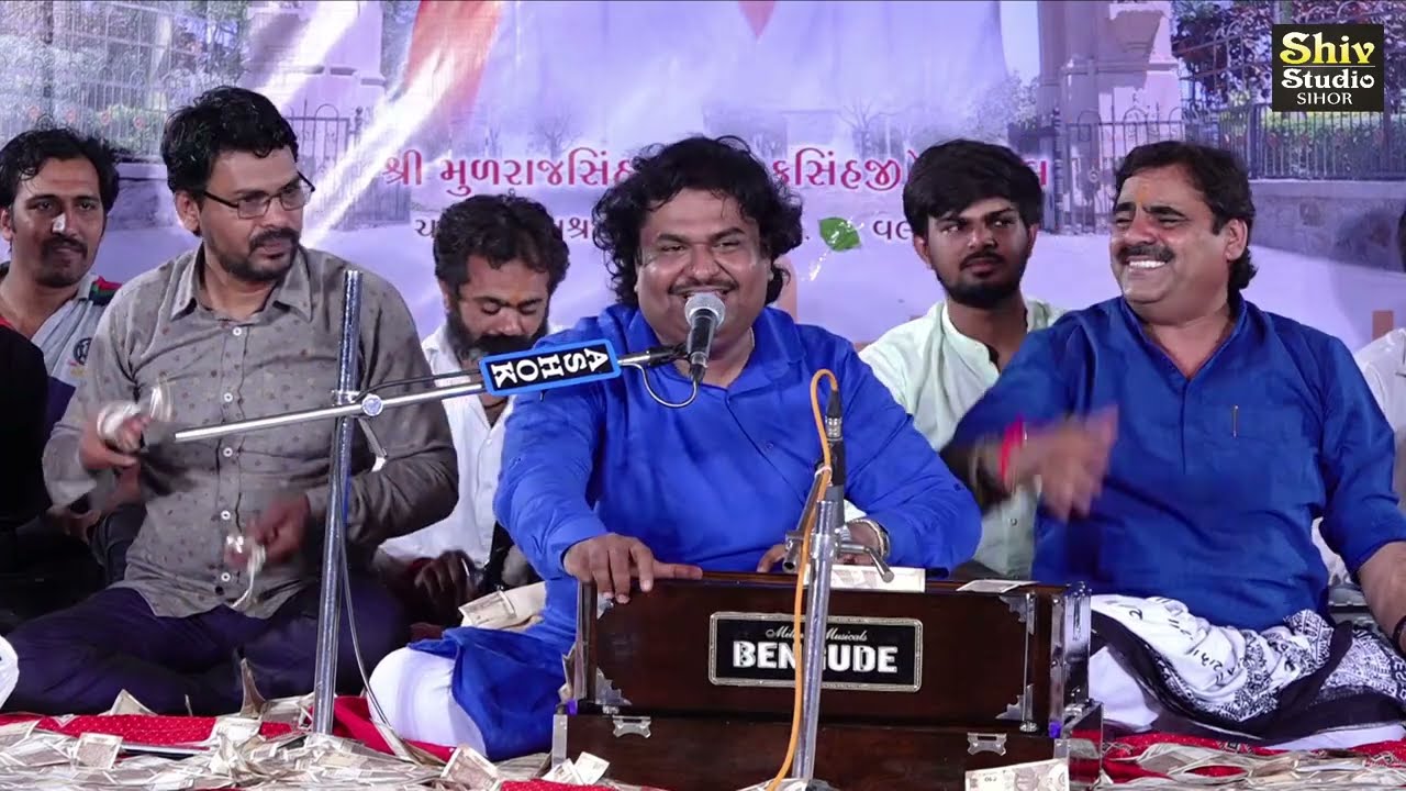 Woh Bharat Desh Hai Mera | Osman Mir | Bhajan | Santvani | Dayro |  Desh Bhakti |
