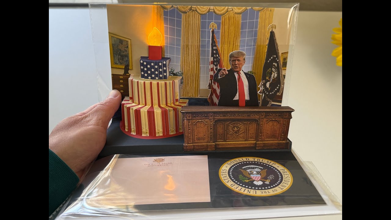 Открытка ко дню рождения Дональда Трампа с распаковкой со светом и звуком! @DonaldJTrumpforPresident