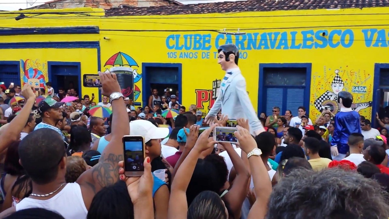 Aniversário do boneco John Travolta de Olinda prévia carnaval 2017