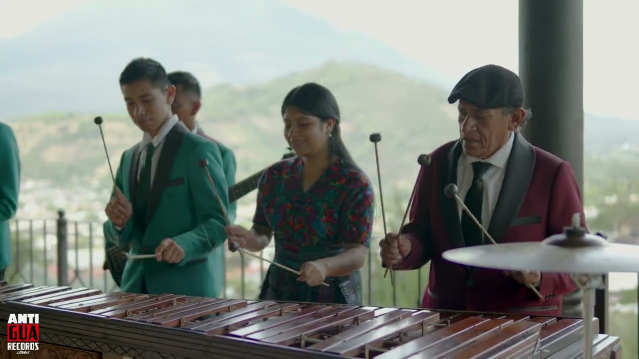 Mix Checha y su India Maya - Marimba Reina Catalina